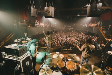 Chronixx + Team talk #TourLife on Chronology Vlog